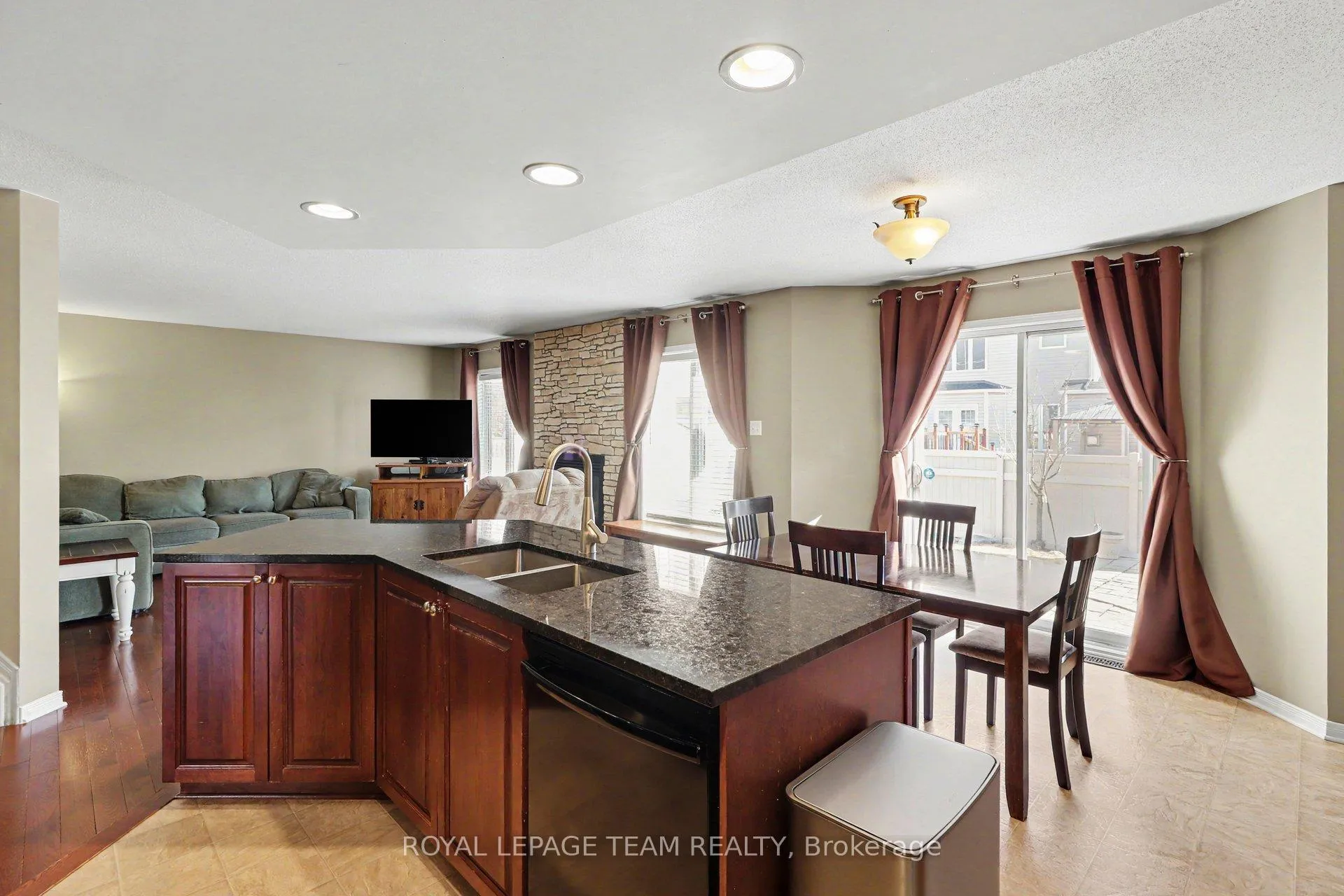Photo 13 of 267 Northwind Street, Ottawa, Avalon East — HOMEH