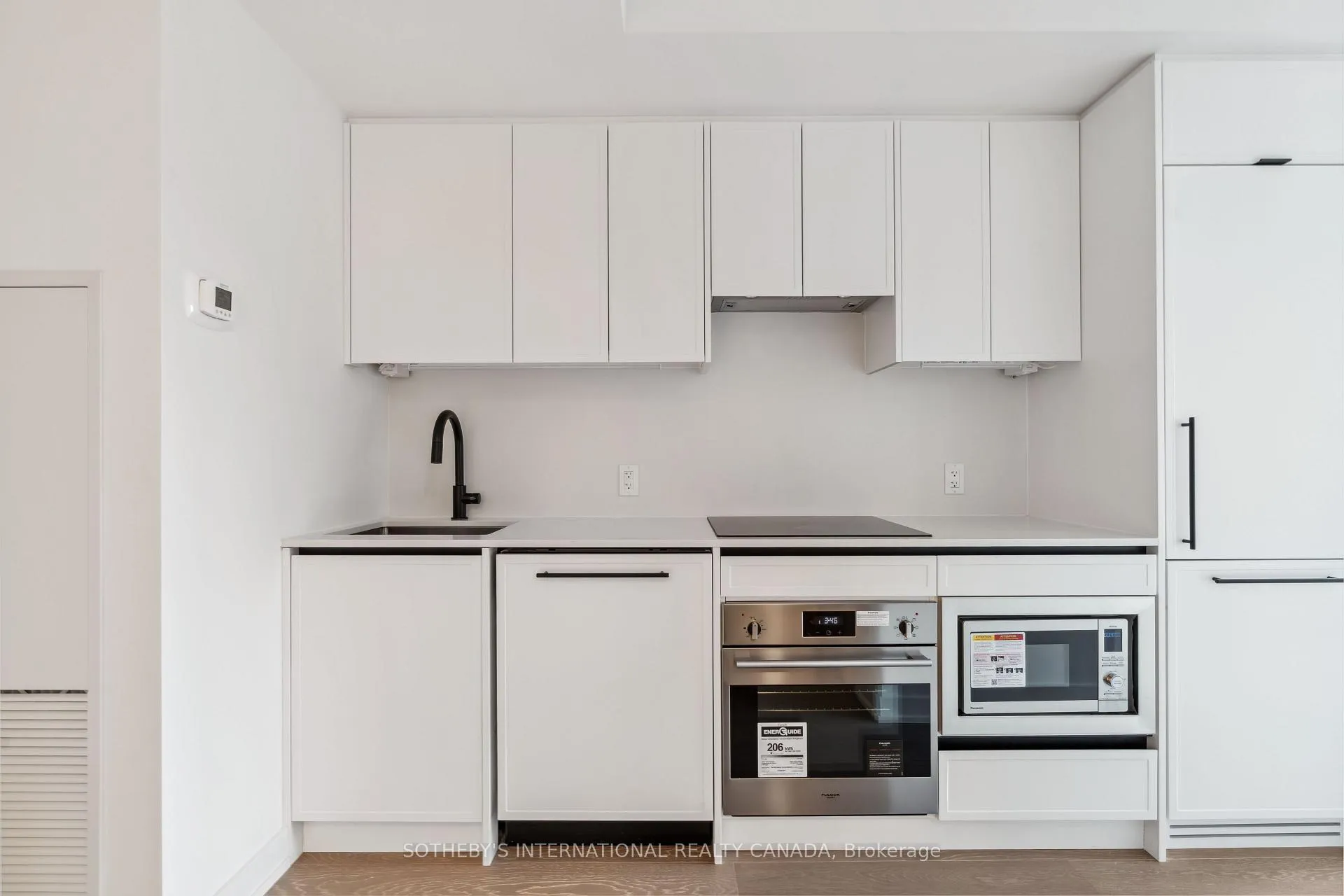 Photo 5 of Unit 223, 5 Lakeview Avenue, Toronto, Trinity-Bellwoods — HOMEH