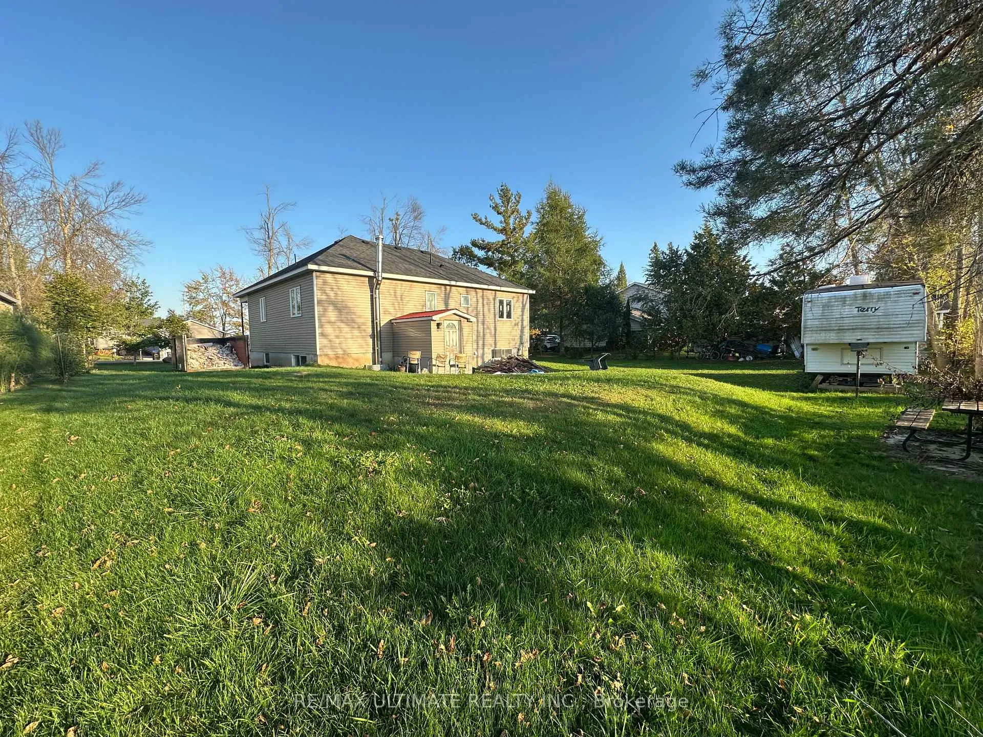 Photo 8 of 4122 Dalrymple Drive, Ramara, Rural Ramara — HOMEH