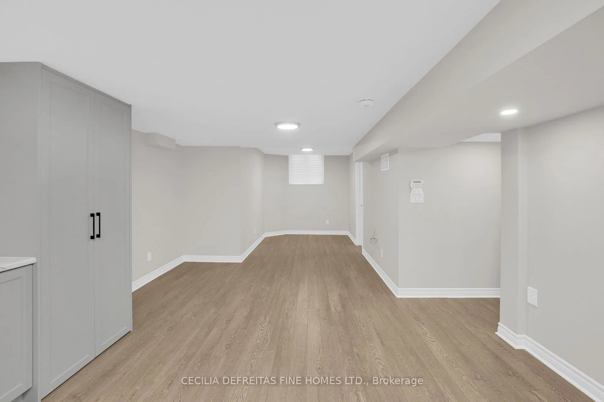 Photo 7 of Unit Bsmt, 99 Francesca Court, Vaughan, East Woodbridge — HOMEH