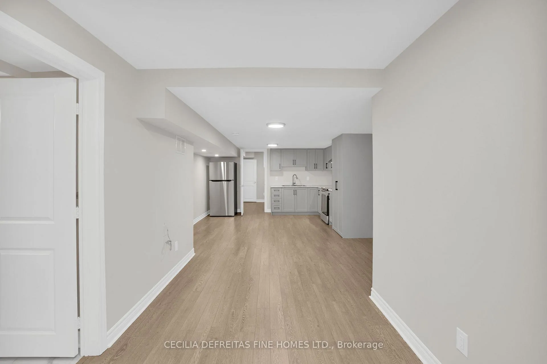 Photo 9 of Unit Bsmt, 99 Francesca Court, Vaughan, East Woodbridge — HOMEH