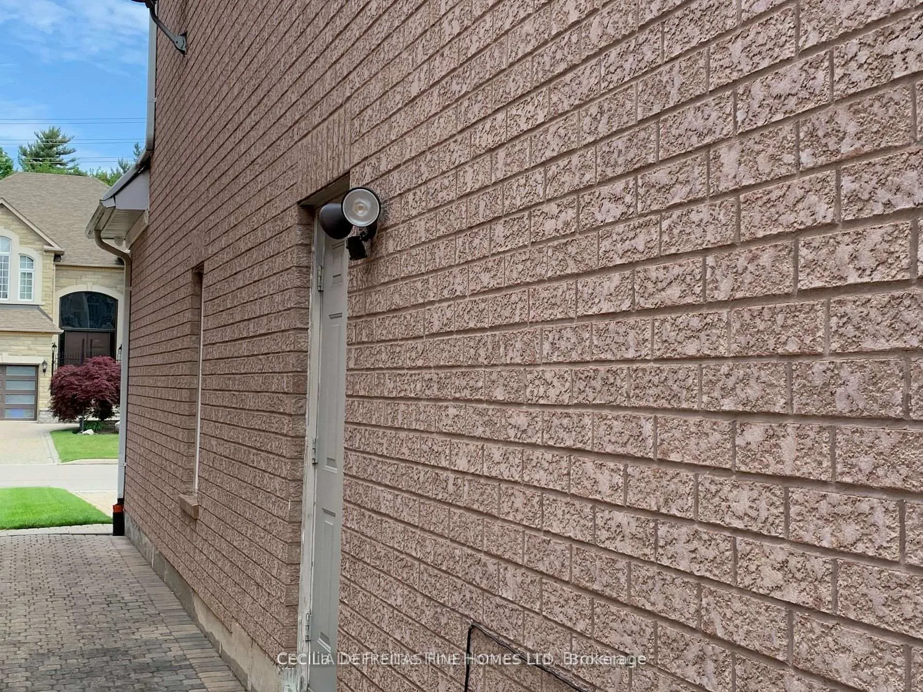 Photo 15 of Unit Bsmt, 99 Francesca Court, Vaughan, East Woodbridge — HOMEH
