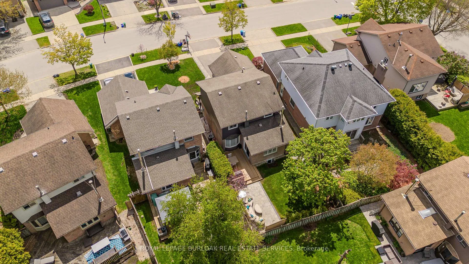Photo 30 of 754 Hawkins Crescent, Burlington, Brant — HOMEH