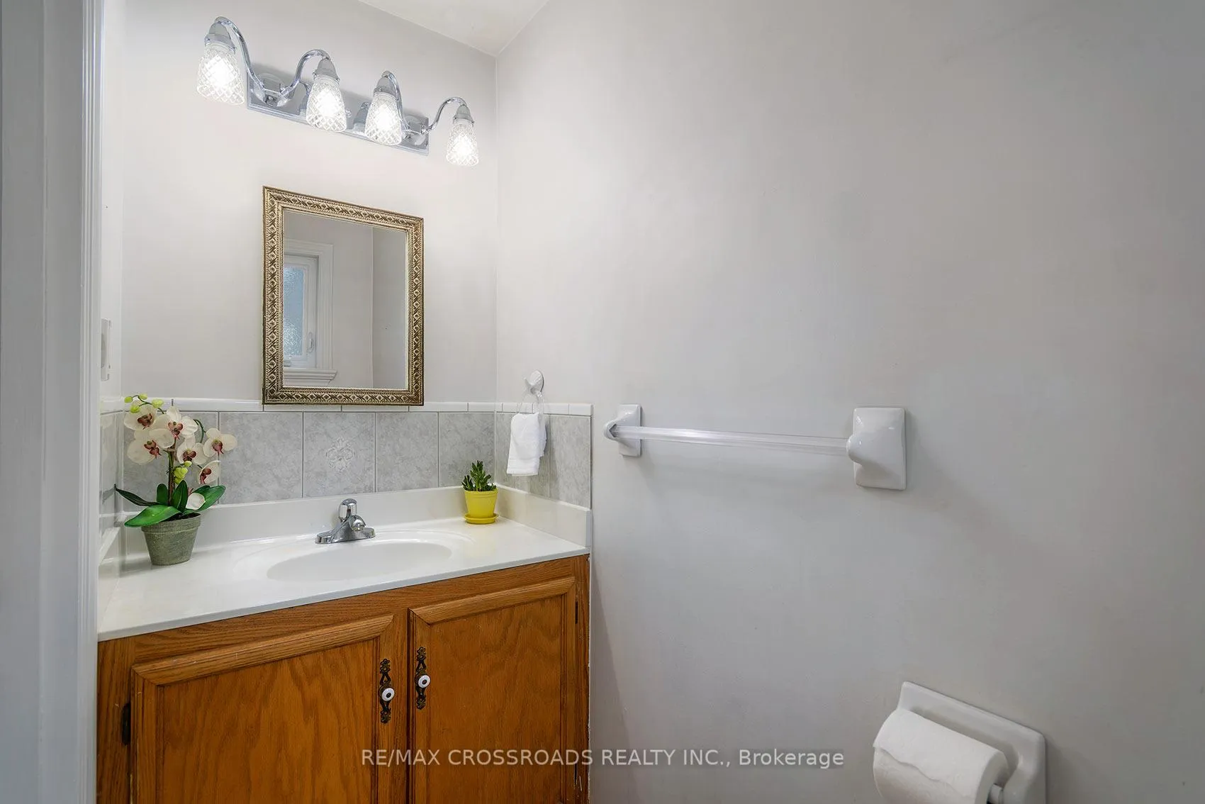 Photo 18 of 164 Glen Spring Drive, Scarborough, L'Amoreaux — HOMEH