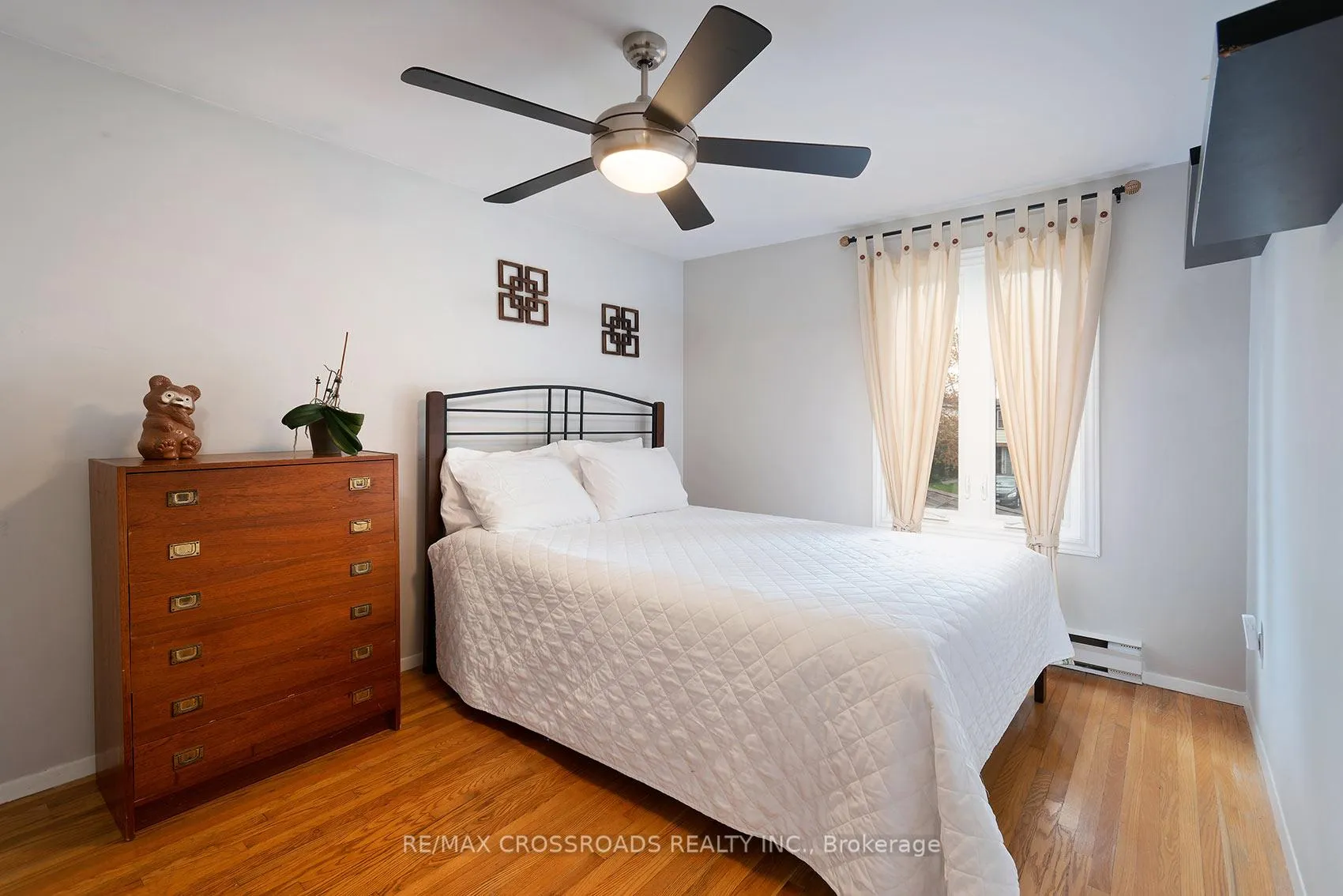 Photo 25 of 164 Glen Spring Drive, Scarborough, L'Amoreaux — HOMEH