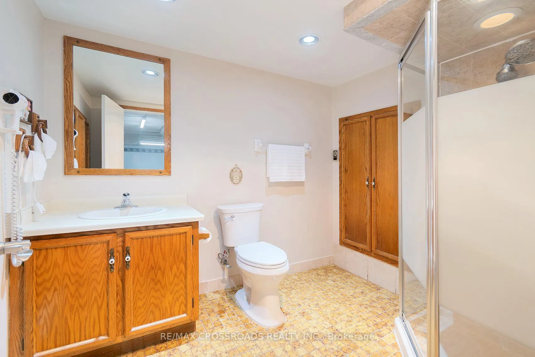 Photo 35 of 164 Glen Spring Drive, Scarborough, L'Amoreaux — HOMEH
