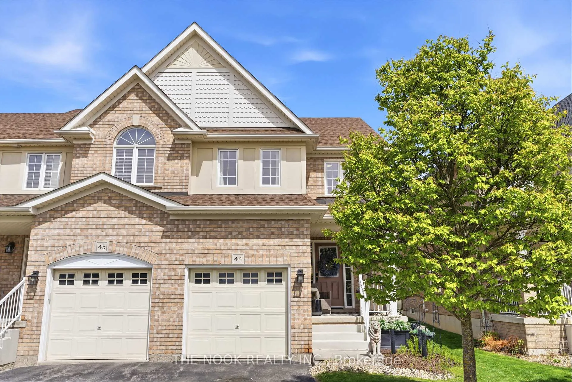 Photo 1 of Unit 44, 460 Woodmount Drive, Oshawa, Samac — HOMEH