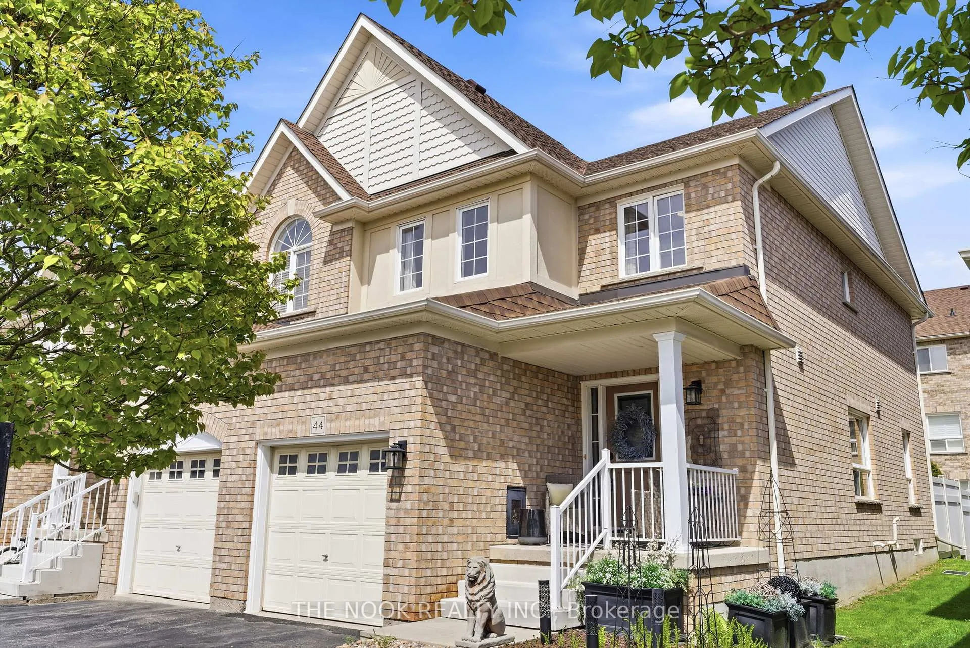 Photo 2 of Unit 44, 460 Woodmount Drive, Oshawa, Samac — HOMEH