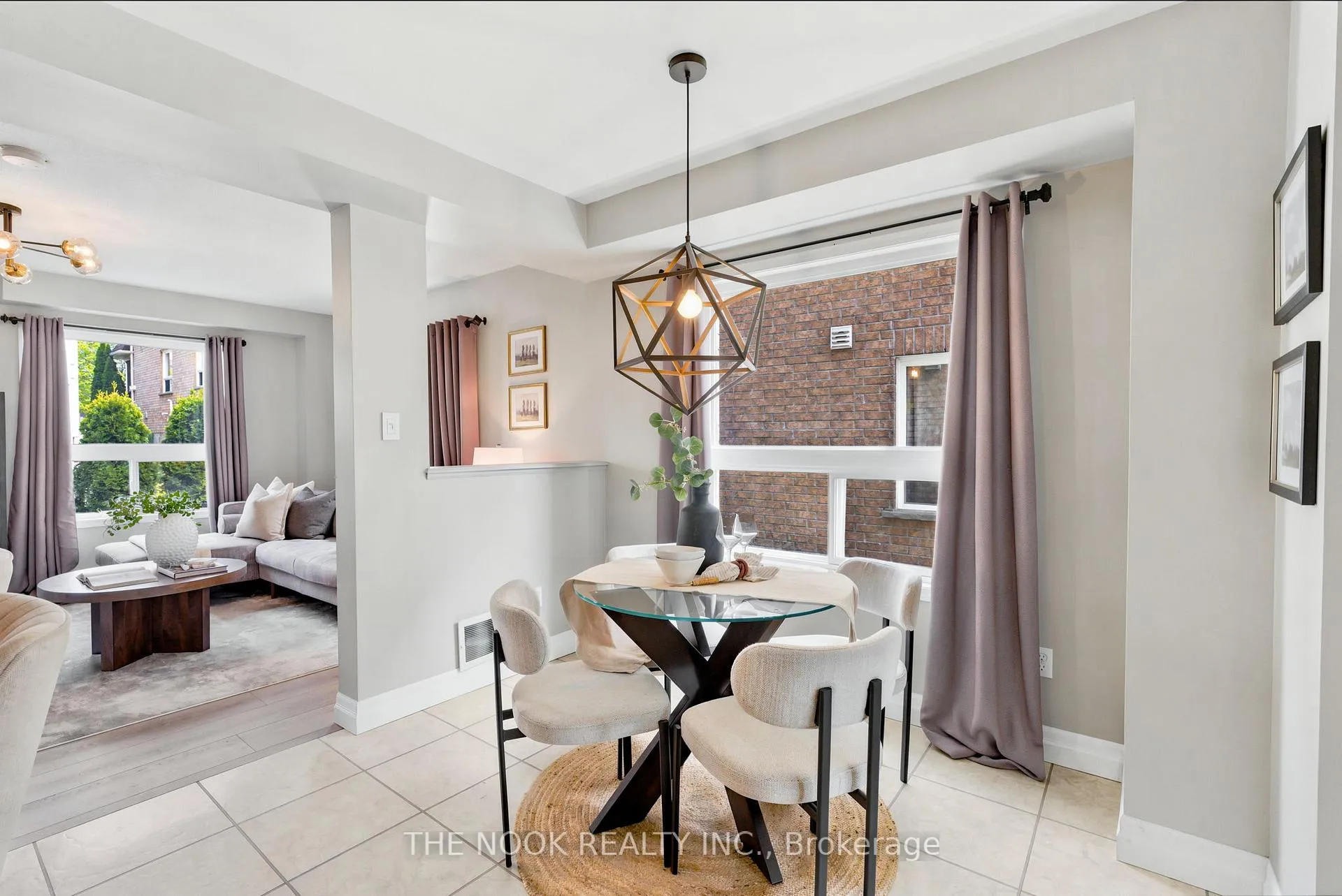 Photo 8 of Unit 44, 460 Woodmount Drive, Oshawa, Samac — HOMEH