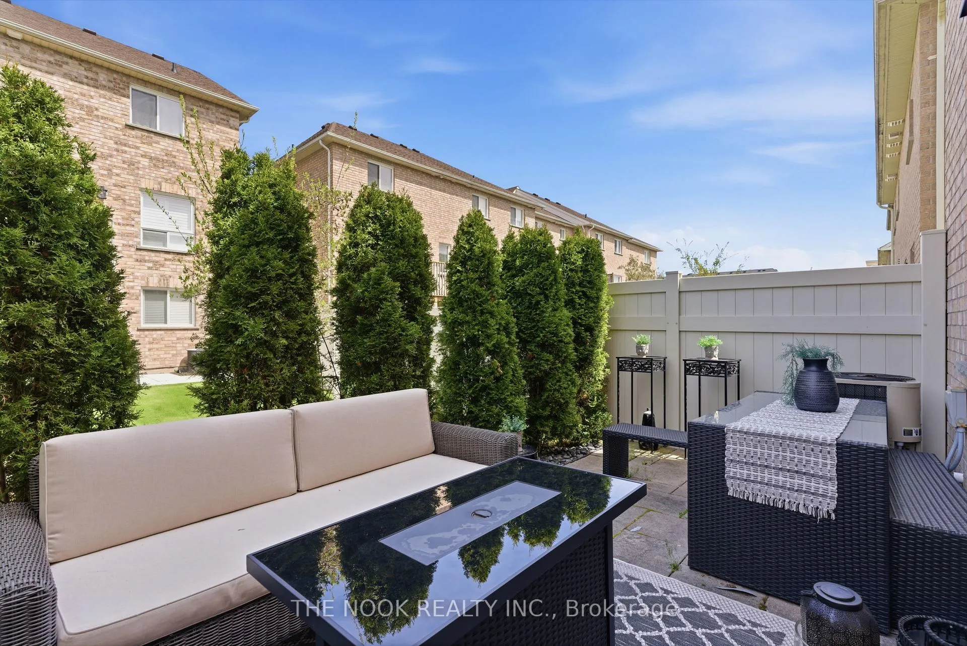 Photo 28 of Unit 44, 460 Woodmount Drive, Oshawa, Samac — HOMEH