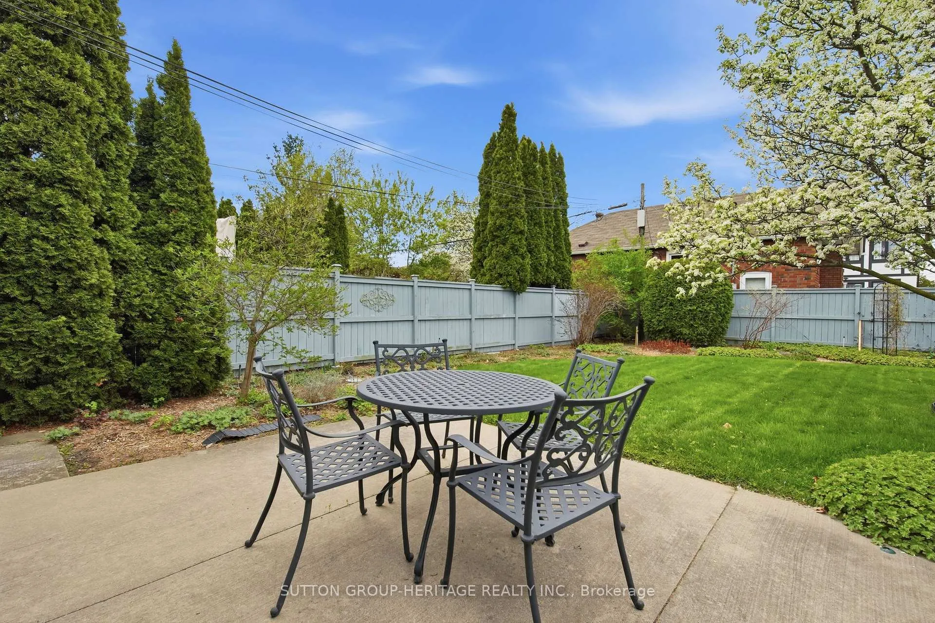 Photo 10 of 92 Durant Avenue, Toronto, Danforth Village-East York — HOMEH