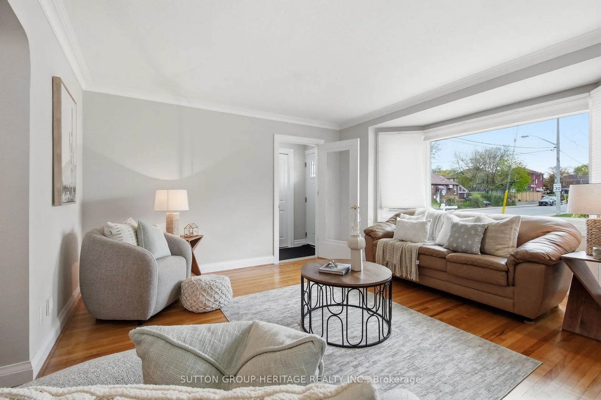Photo 15 of 92 Durant Avenue, Toronto, Danforth Village-East York — HOMEH