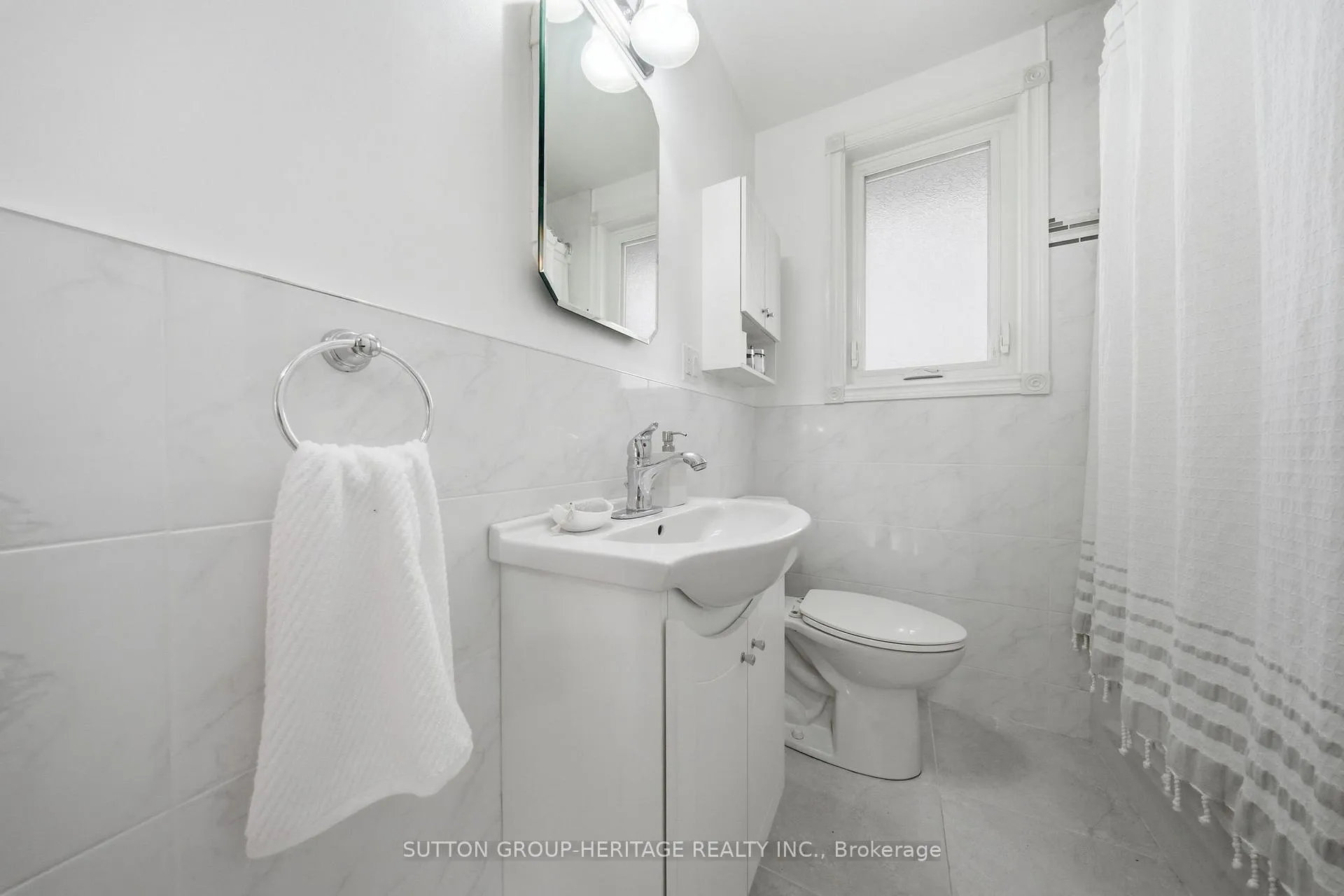 Photo 23 of 92 Durant Avenue, Toronto, Danforth Village-East York — HOMEH