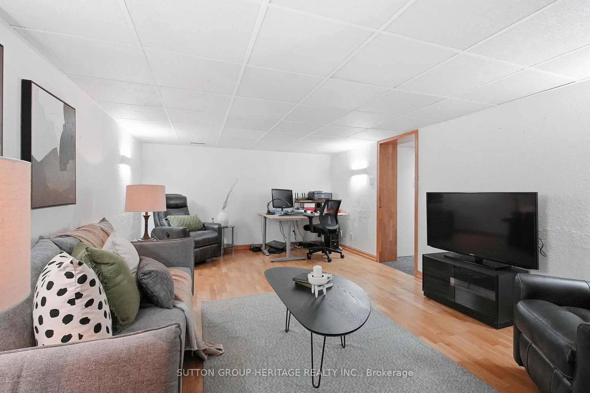 Photo 31 of 92 Durant Avenue, Toronto, Danforth Village-East York — HOMEH