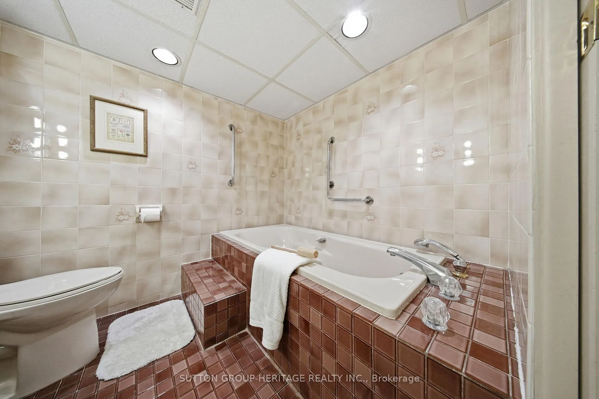 Photo 37 of 92 Durant Avenue, Toronto, Danforth Village-East York — HOMEH