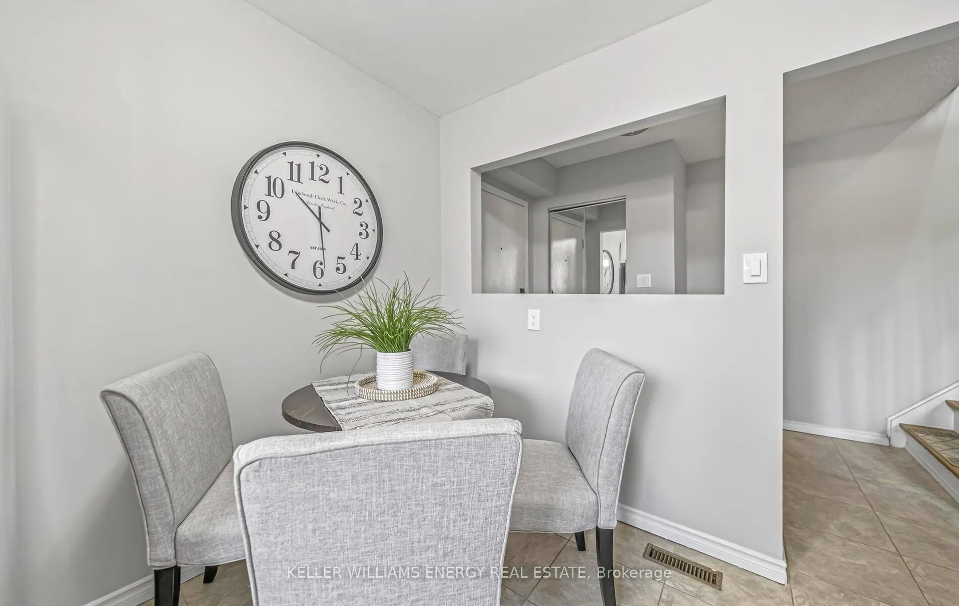 Photo 6 of Unit #14, 730 Cedar Street, Oshawa, Lakeview — HOMEH