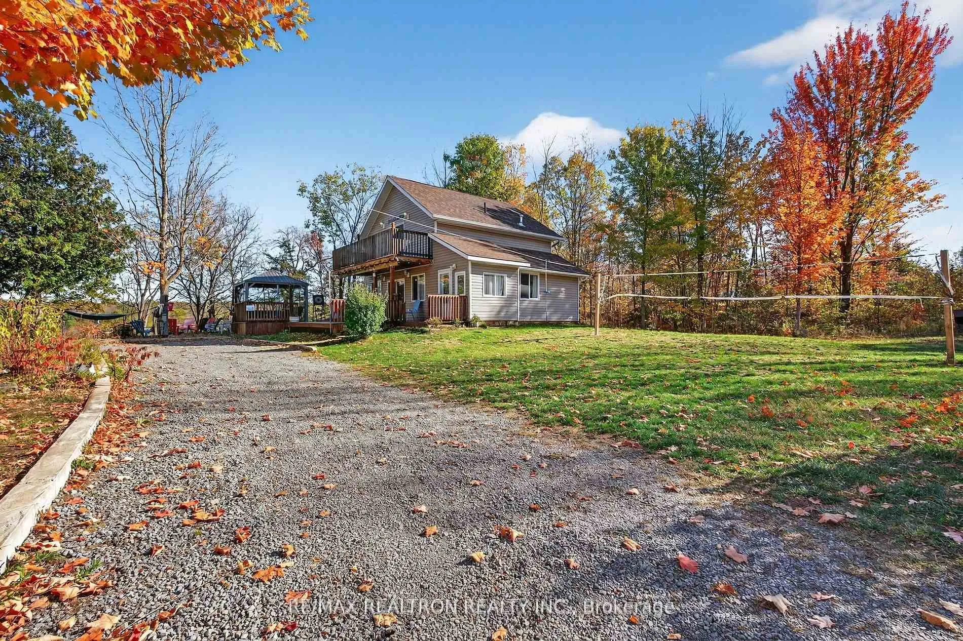 Photo 3 of 1073 Freeman Lane, Frontenac, Frontenac Centre — HOMEH