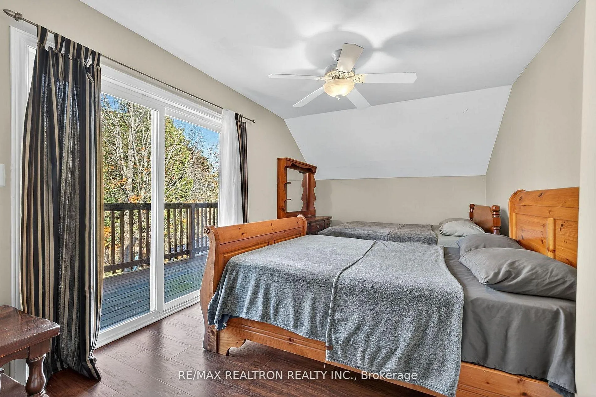 Photo 23 of 1073 Freeman Lane, Frontenac, Frontenac Centre — HOMEH