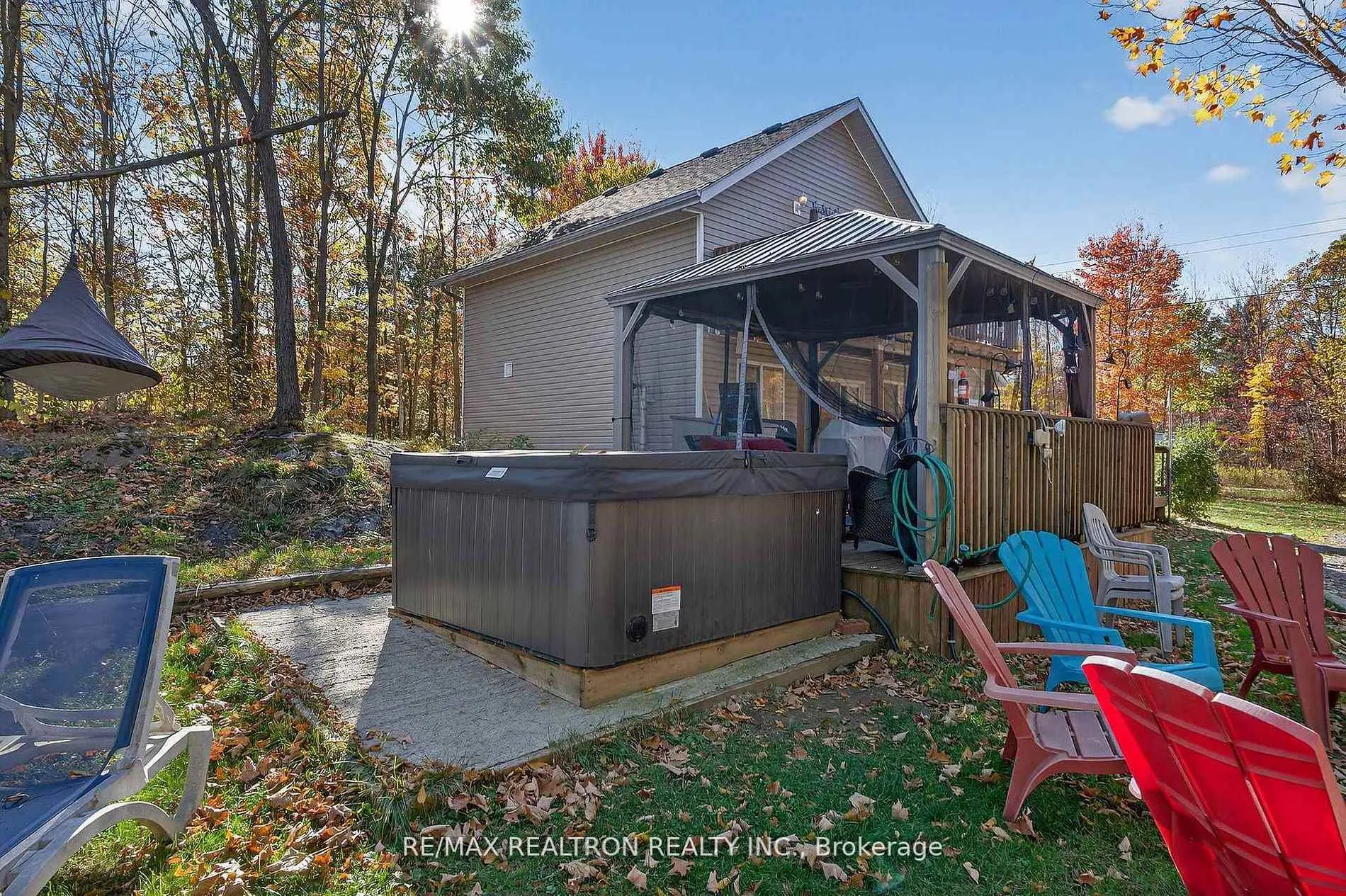Photo 32 of 1073 Freeman Lane, Frontenac, Frontenac Centre — HOMEH