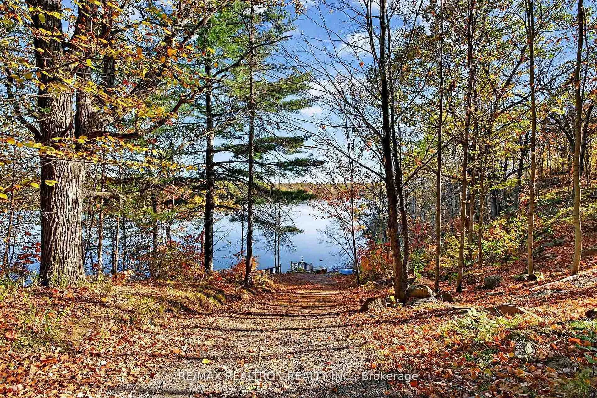 Photo 34 of 1073 Freeman Lane, Frontenac, Frontenac Centre — HOMEH