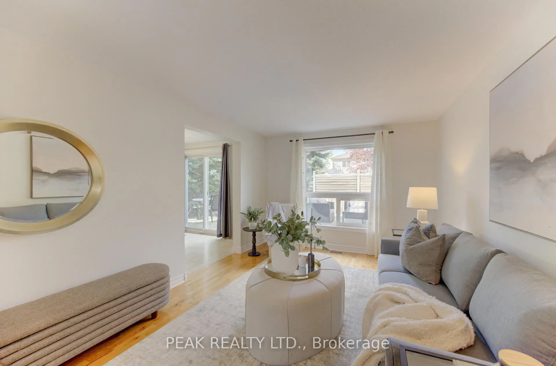 Photo 8 of 3 Marlis Crescent, Kitchener — HOMEH