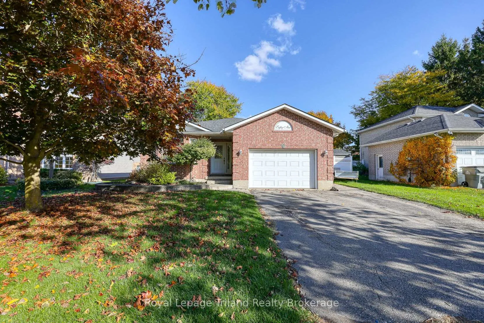 Photo 3 of 89 Markham Street, St. Marys — HOMEH