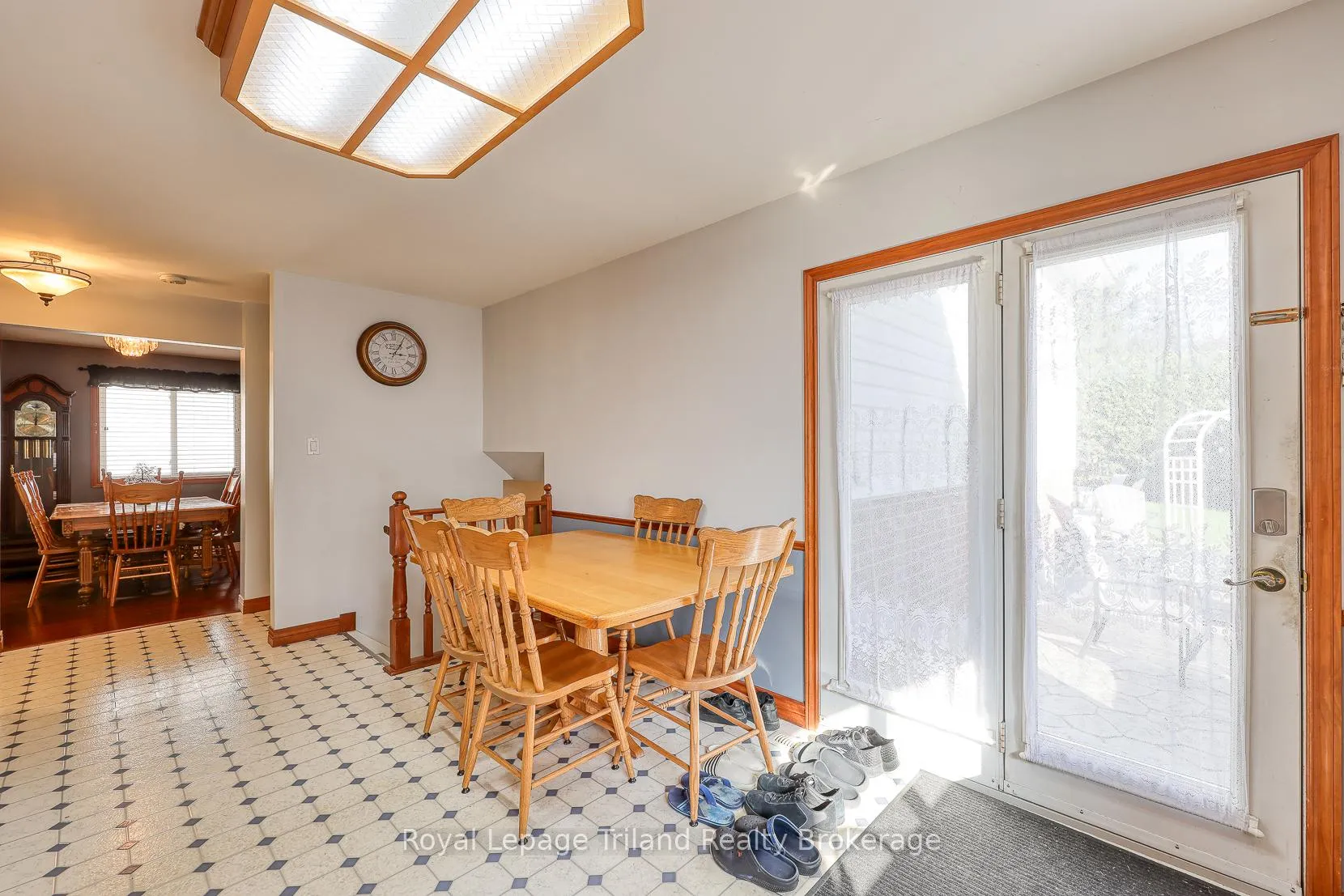 Photo 18 of 89 Markham Street, St. Marys — HOMEH