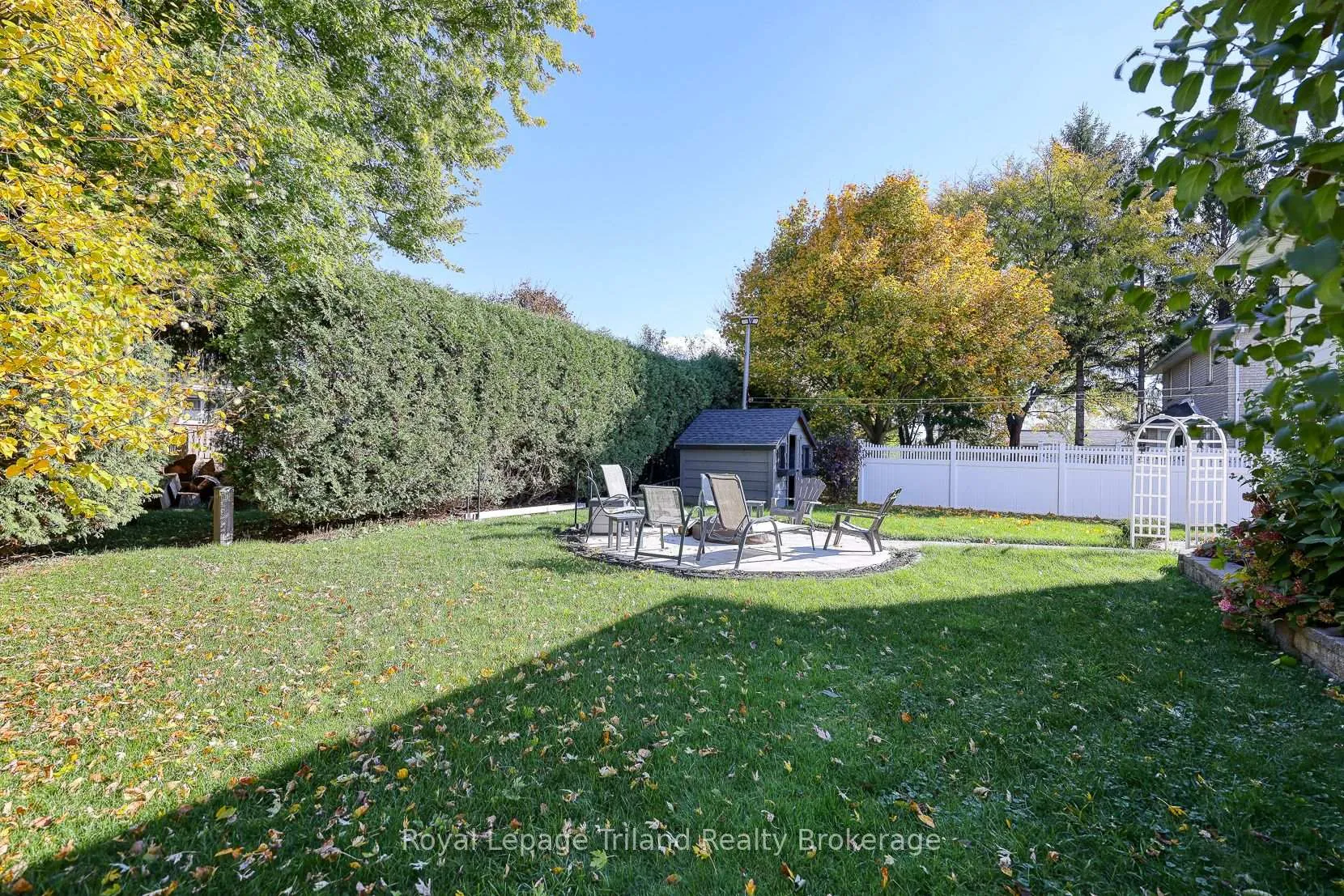 Photo 36 of 89 Markham Street, St. Marys — HOMEH