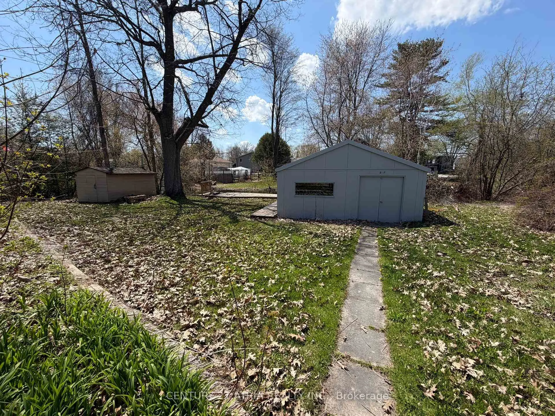 Photo 6 of 27 Waterbend Drive, Georgina, Keswick South — HOMEH