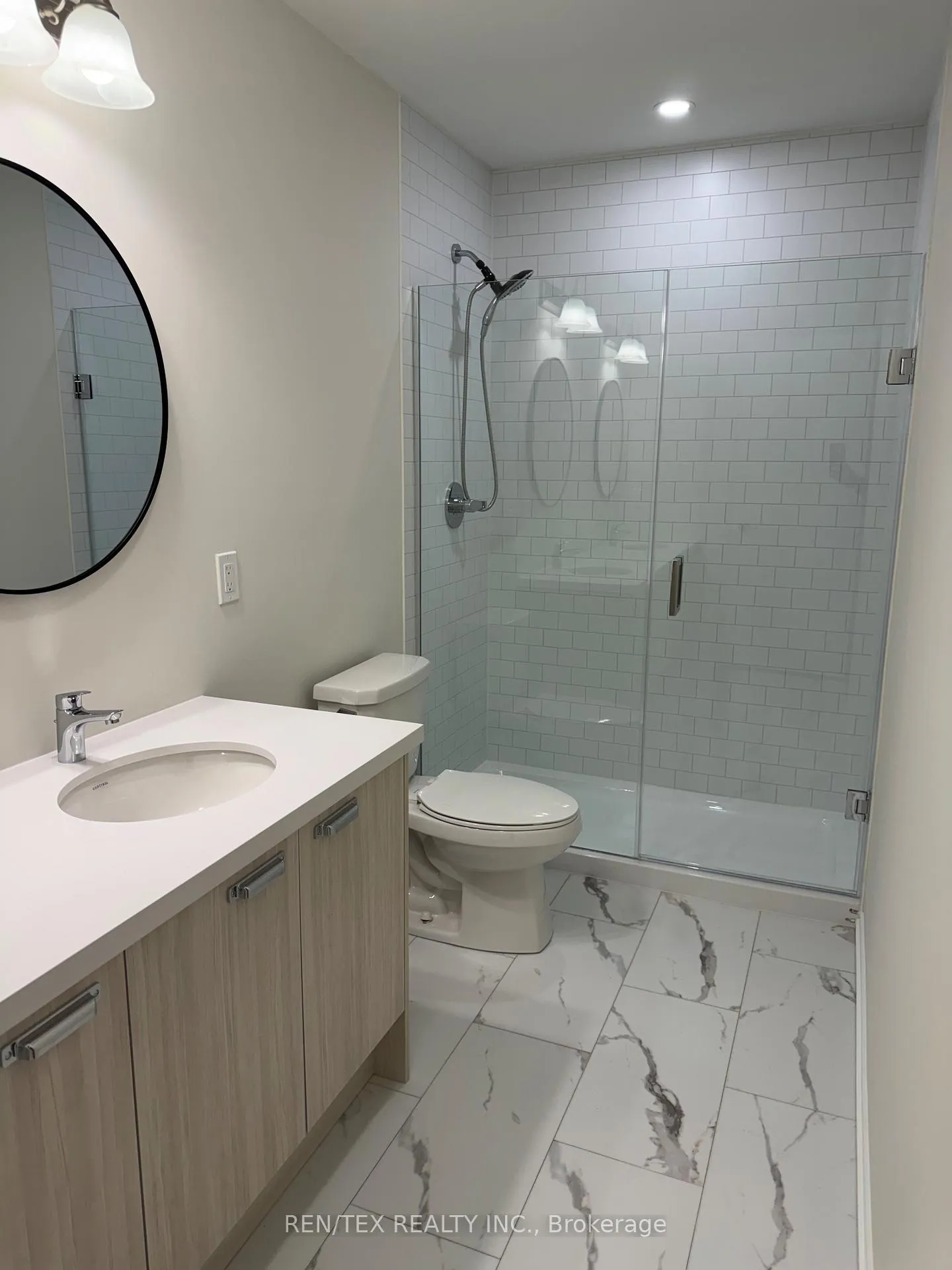 Photo 9 of 43 Arbour Green Crescent, Vaughan, Kleinburg — HOMEH