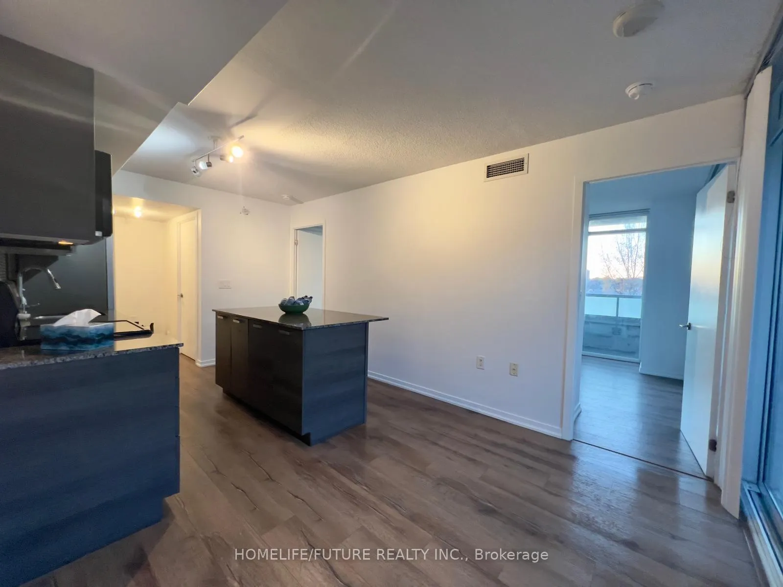Photo 13 of Unit 503E, 36 Lisgar Street, Toronto, Little Portugal — HOMEH