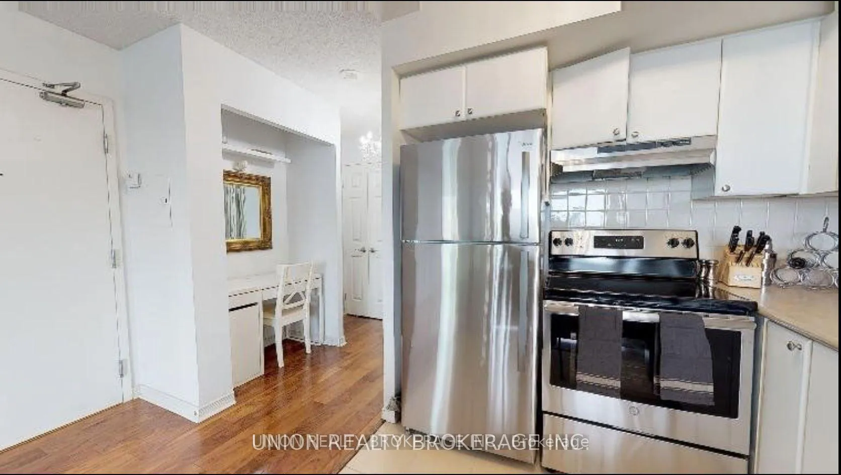 Photo 6 of Unit 1703, 230 King Street E, Toronto, Moss Park — HOMEH