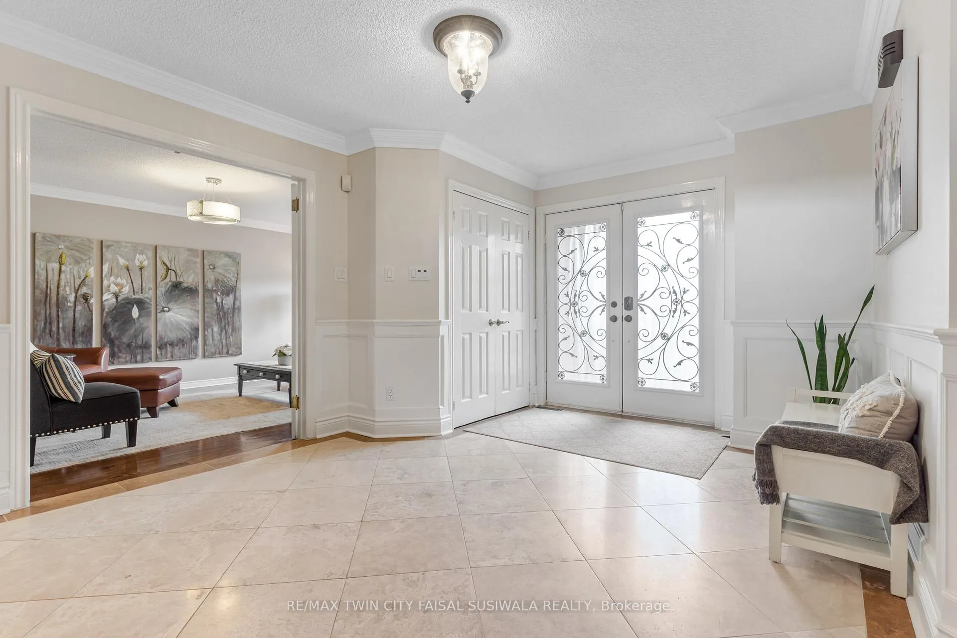Photo 16 of 667 Burnett Avenue, Cambridge — HOMEH