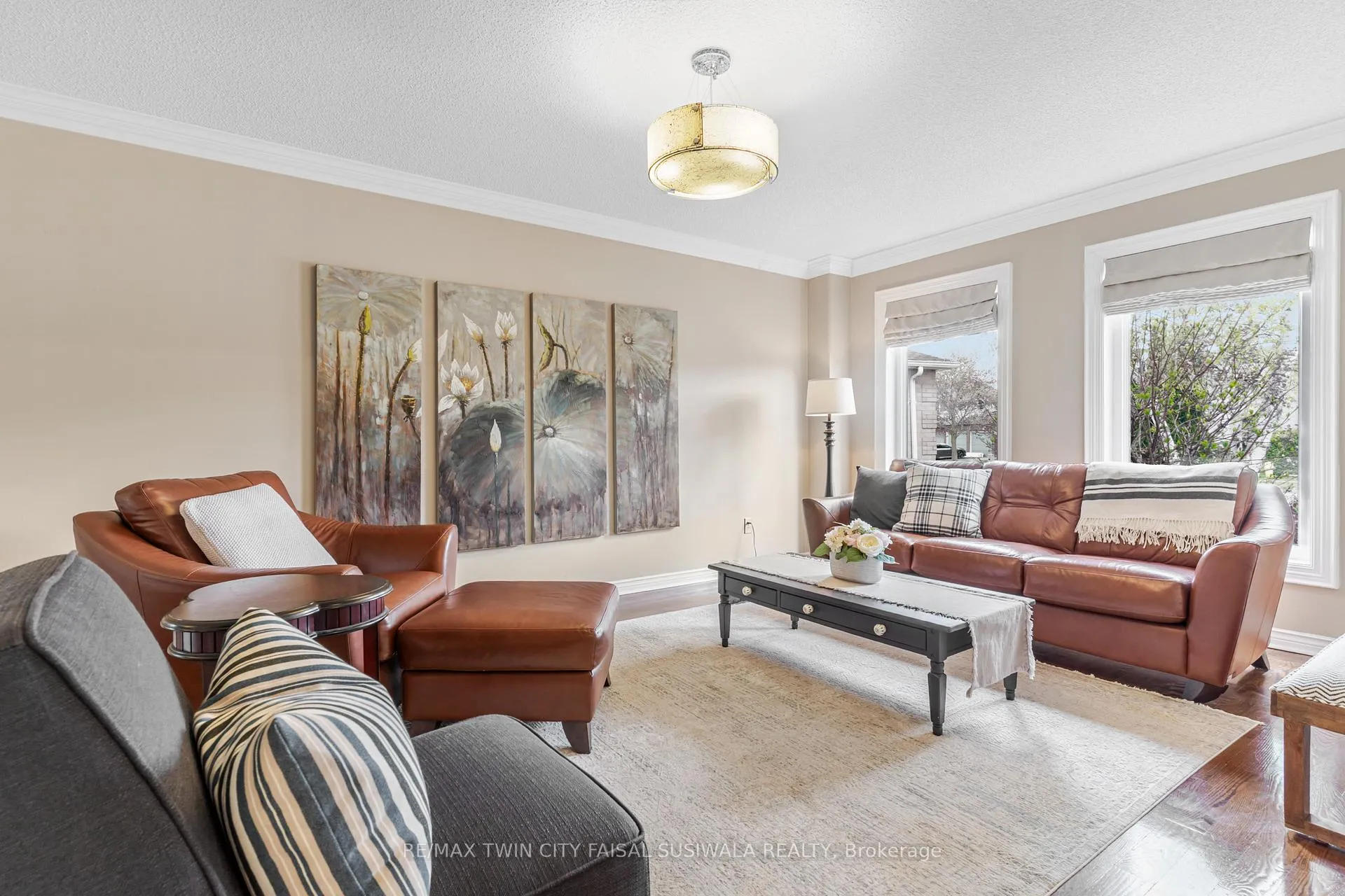 Photo 18 of 667 Burnett Avenue, Cambridge — HOMEH