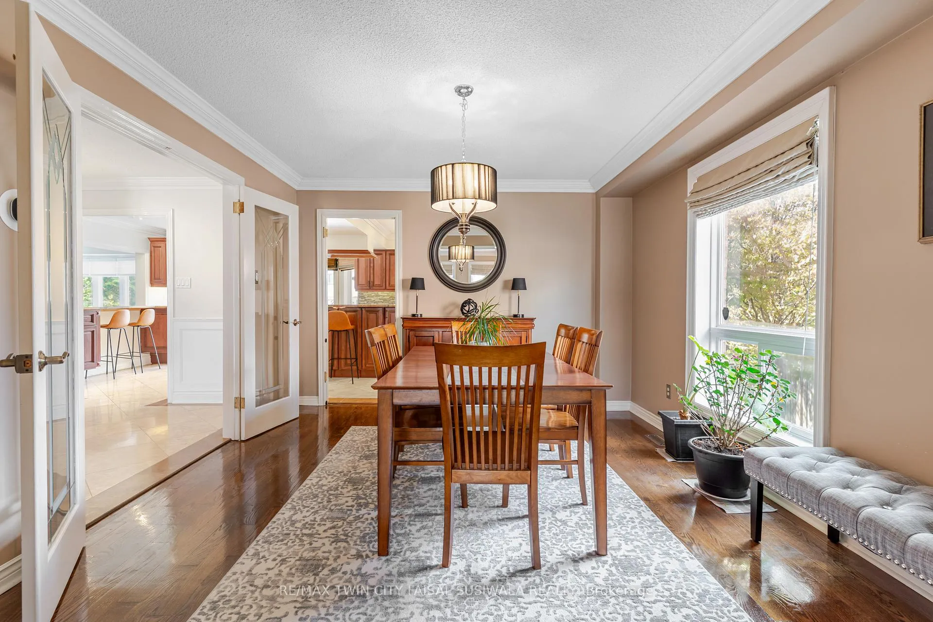 Photo 20 of 667 Burnett Avenue, Cambridge — HOMEH