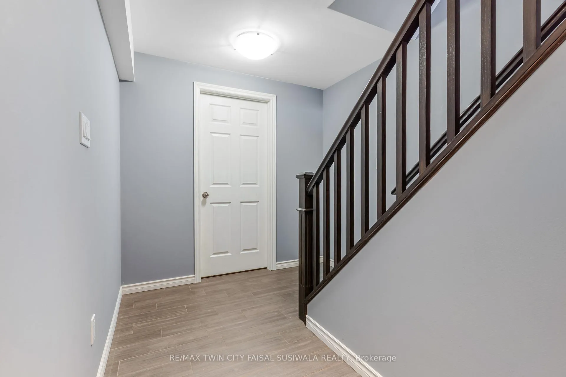 Photo 45 of 667 Burnett Avenue, Cambridge — HOMEH