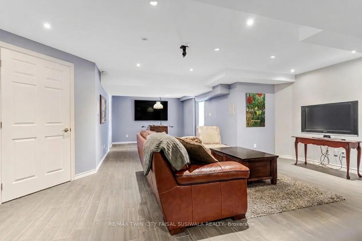 Photo 46 of 667 Burnett Avenue, Cambridge — HOMEH