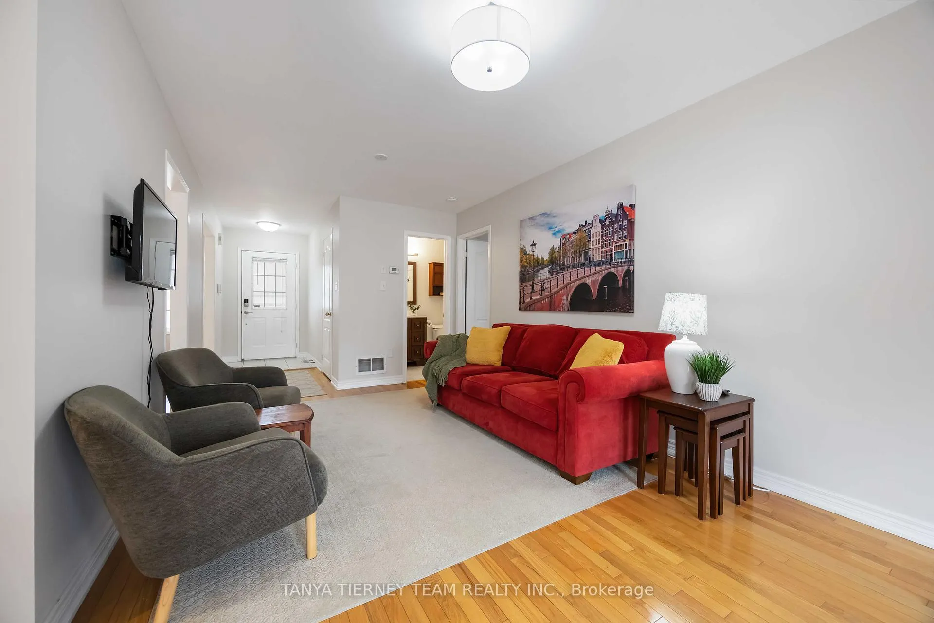 Photo 3 of 1130 Oakhill Avenue, Oshawa, Taunton — HOMEH