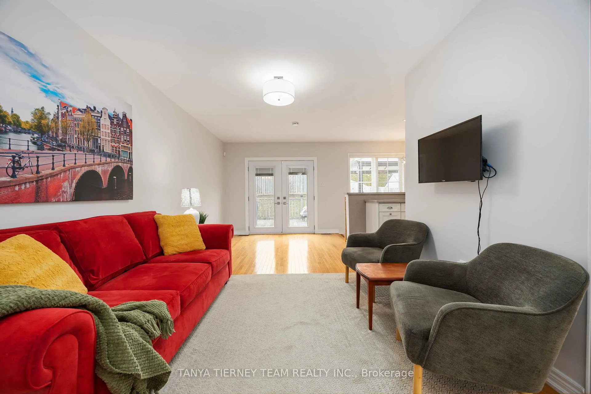 Photo 5 of 1130 Oakhill Avenue, Oshawa, Taunton — HOMEH