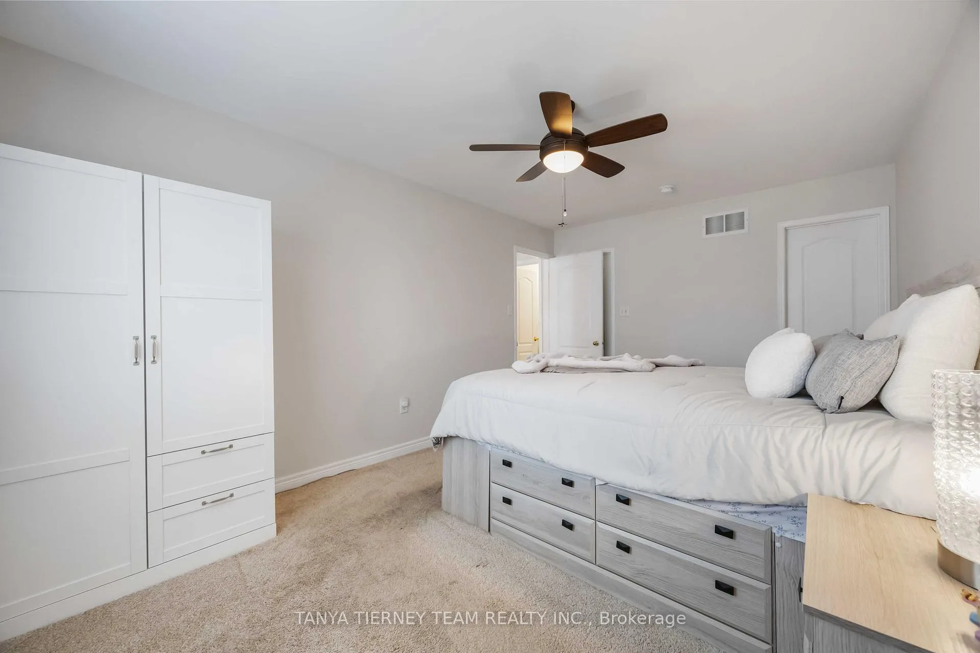 Photo 20 of 1130 Oakhill Avenue, Oshawa, Taunton — HOMEH