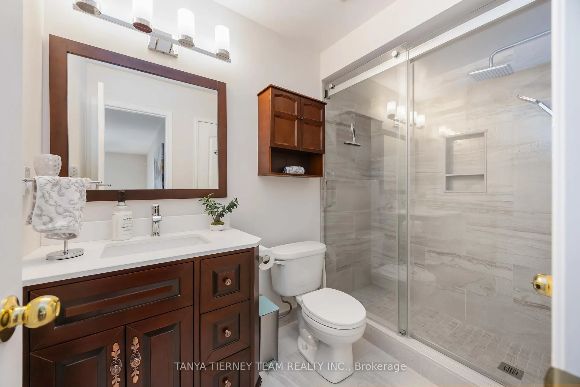 Photo 21 of 1130 Oakhill Avenue, Oshawa, Taunton — HOMEH