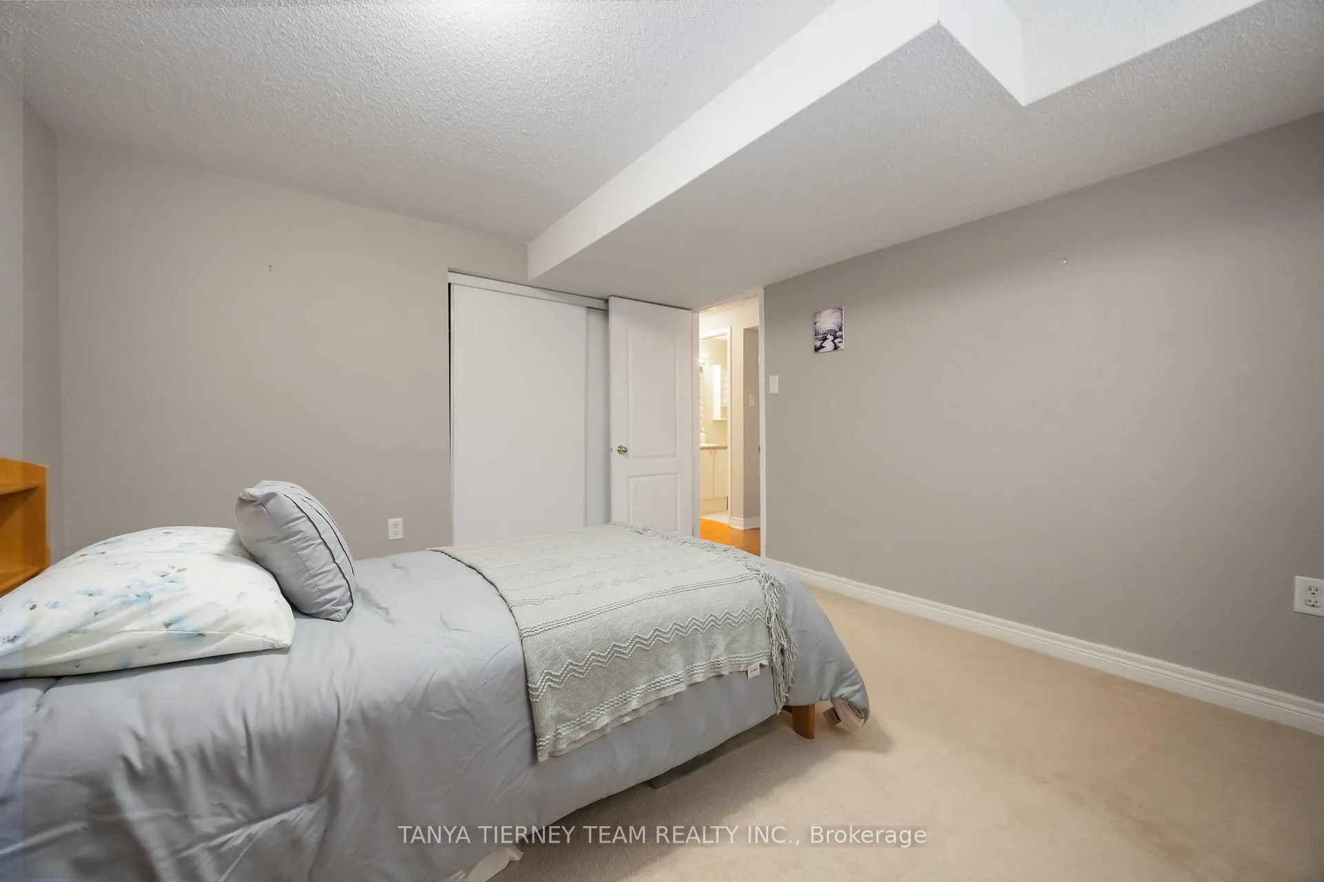 Photo 28 of 1130 Oakhill Avenue, Oshawa, Taunton — HOMEH