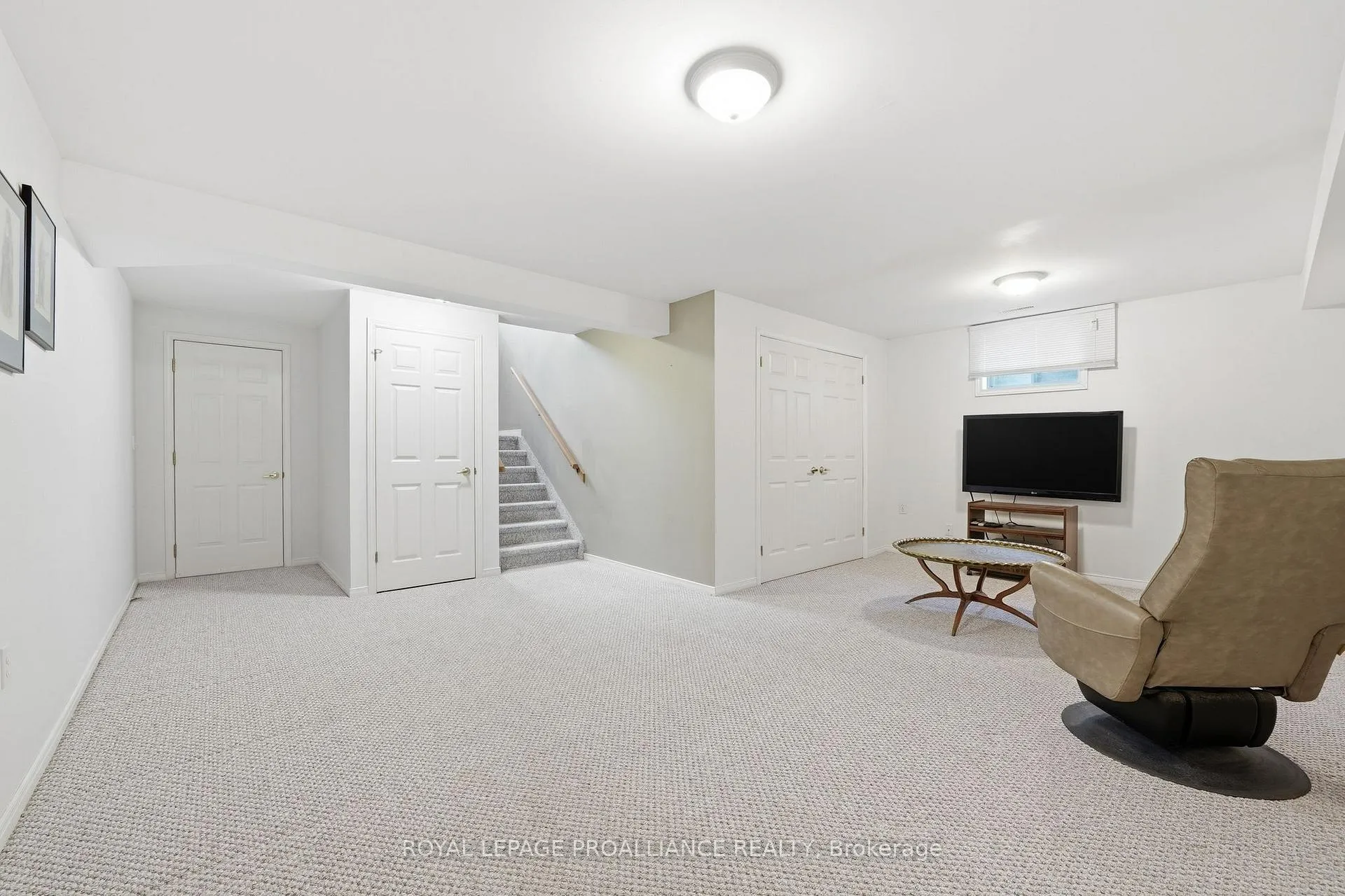 Photo 25 of 20 Pinegrove Court, Belleville, Belleville Ward — HOMEH