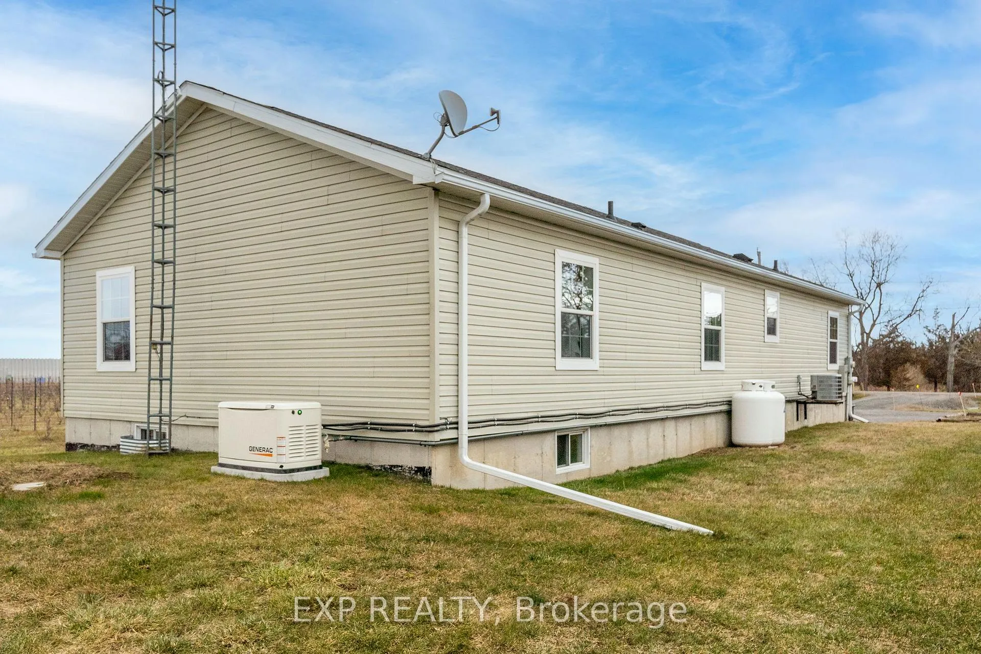 Photo 37 of 3589 County Road 8, Prince Edward County, North Marysburg Ward — HOMEH