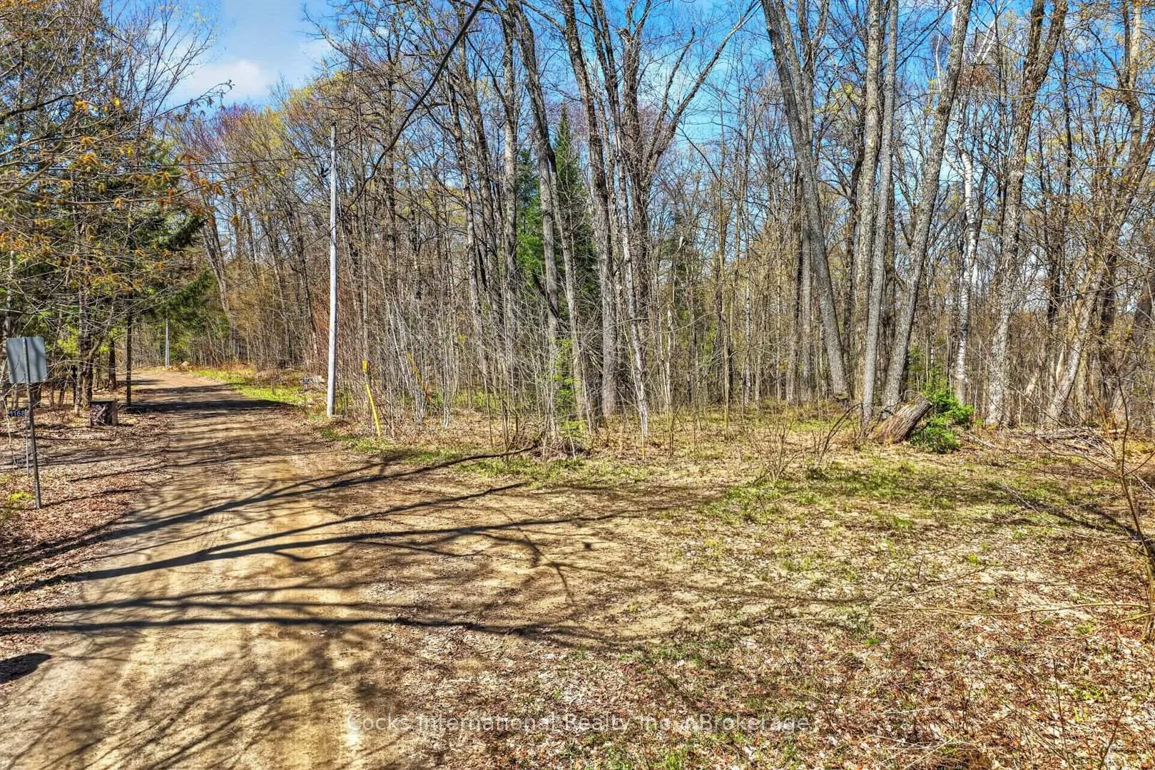 Photo 26 of 1165 Spring Lake Road, Bracebridge, Draper — HOMEH