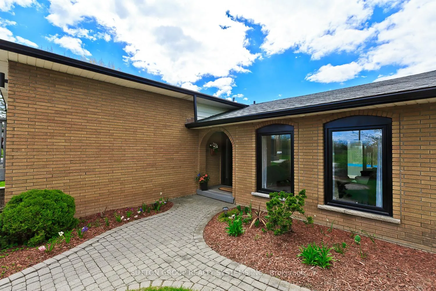 Photo 49 of 653 Winston Road, Grimsby, Grimsby Beach — HOMEH