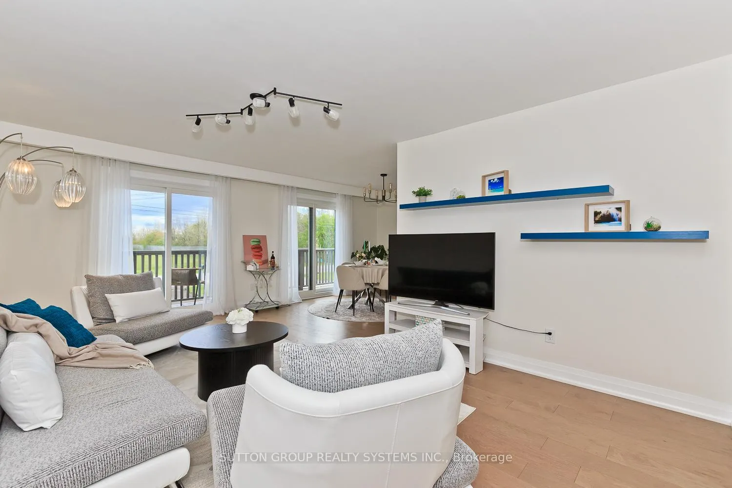 Photo 7 of 653 Winston Road, Grimsby, Grimsby Beach — HOMEH