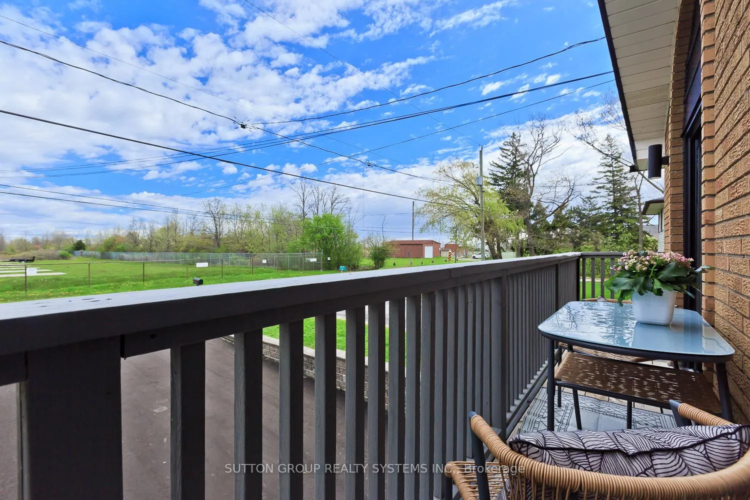 Photo 11 of 653 Winston Road, Grimsby, Grimsby Beach — HOMEH