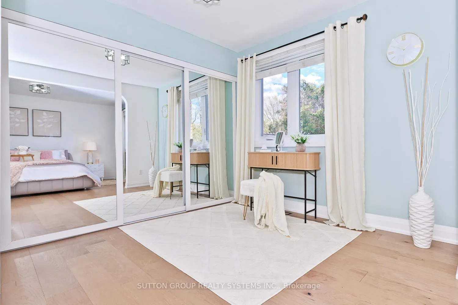 Photo 21 of 653 Winston Road, Grimsby, Grimsby Beach — HOMEH