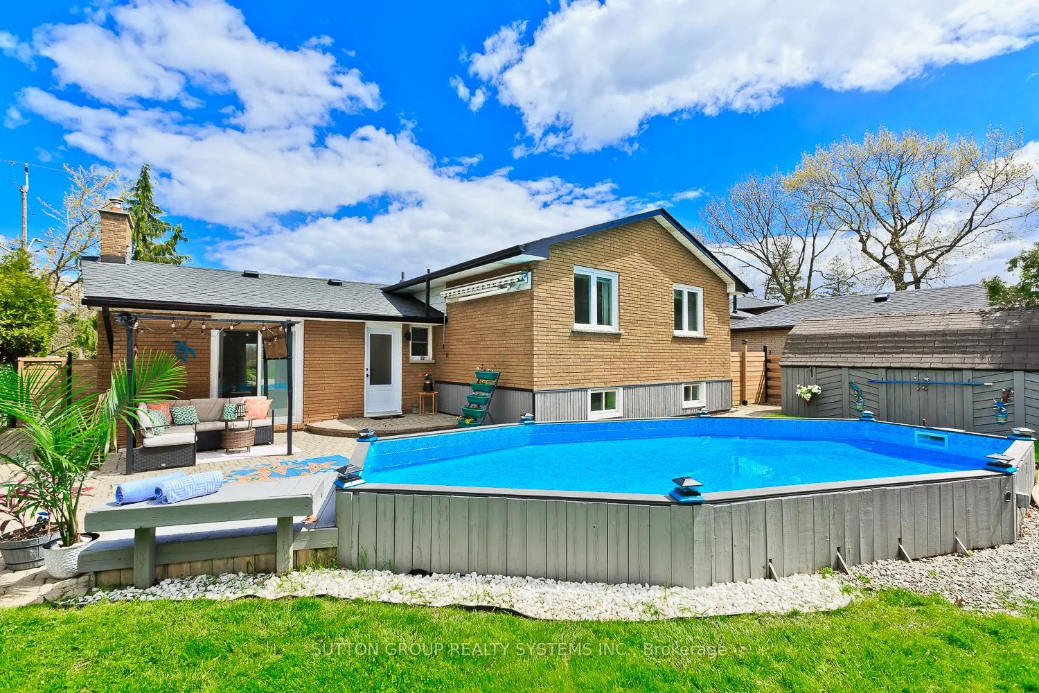 Photo 43 of 653 Winston Road, Grimsby, Grimsby Beach — HOMEH
